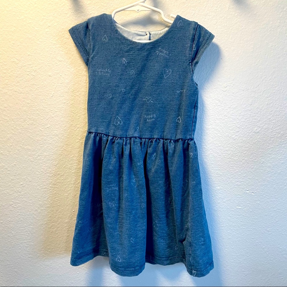 Carter’s 4/5 dress heart opening